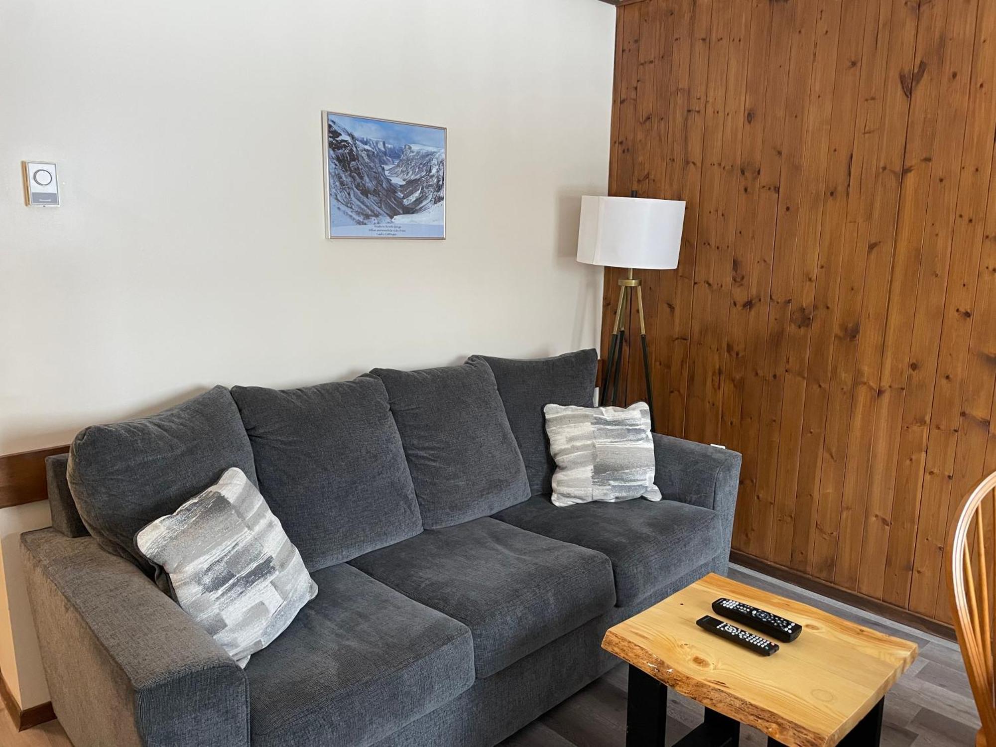 Lush'S Cottages Cormack Екстер'єр фото